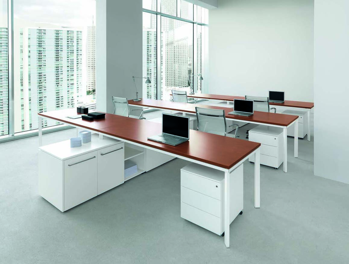 Office Workstations for Sale in Kampala Uganda. Workstation Furniture, Office Furniture in Uganda, Custom Made Office Furniture Design in Uganda, Timber King Furniture Company Uganda