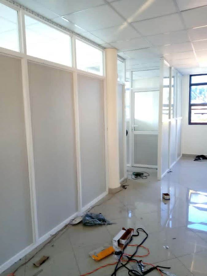 Aluminium Profile Office Partitioning in Kampala Uganda, Aluminium Design Works/Installation and Glass Works in Uganda, Luxury Aluminium and Glass Solutions Uganda, Ugabox