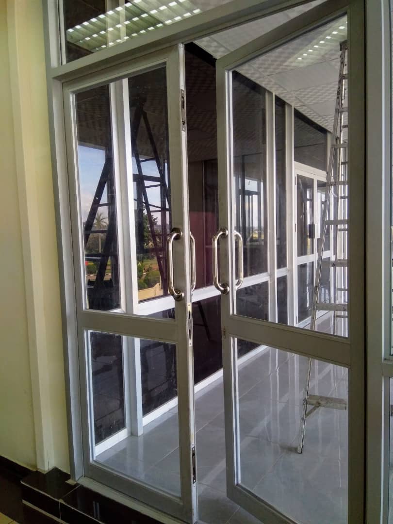 Aluminium Doors and Windows Kampala Uganda, Metal and Steel Windows & Doors Uganda, Oldvoi Uganda Limited Construction Comapany, Ugabox