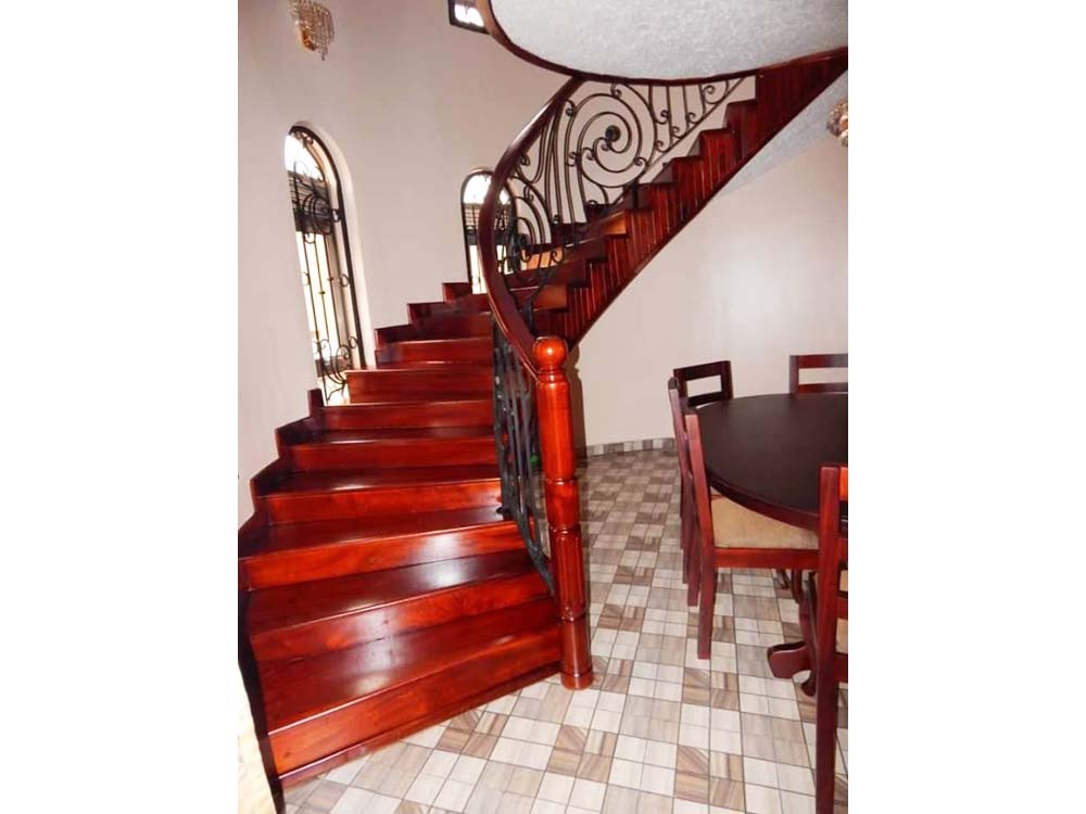 Wooden Staircases in Kampala Uganda, Modern House Staircases Design and Maker, Home, Office and Hotel Furniture Uganda, Wood Furniture Manufacturer, Interior Design, Erimu Furniture Company Uganda, Ugabox