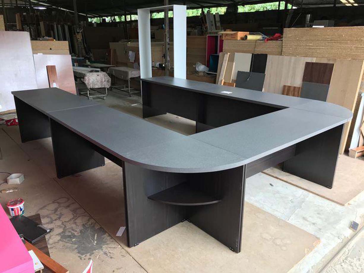 Conference Table/Boardroom Tables for Sale in Kampala Uganda. CEO Table Furniture, Office Furniture in Uganda, Custom Made Office Furniture Design And Making in Uganda, Timber King Furniture Company Supplier in Uganda, Ugabox