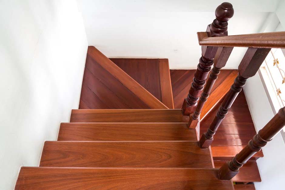 Wood Staircases Design in Kampala Uganda, Wood Staircases Maker & House Fitting, Wood Manufacturer & Carpentry Services, AKD Furniture Company Uganda, Ugabox