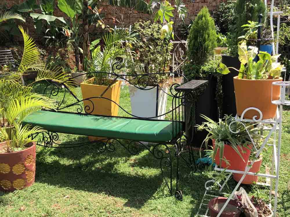 Garden Bench For Sale Kampala Uganda. Home Decor Services Uganda. Garden Furniture/Outdoor Furniture in Kampala Uganda. Garden Metal Works and Home Garden Beautification By Superior Crafts Uganda. Ugabox