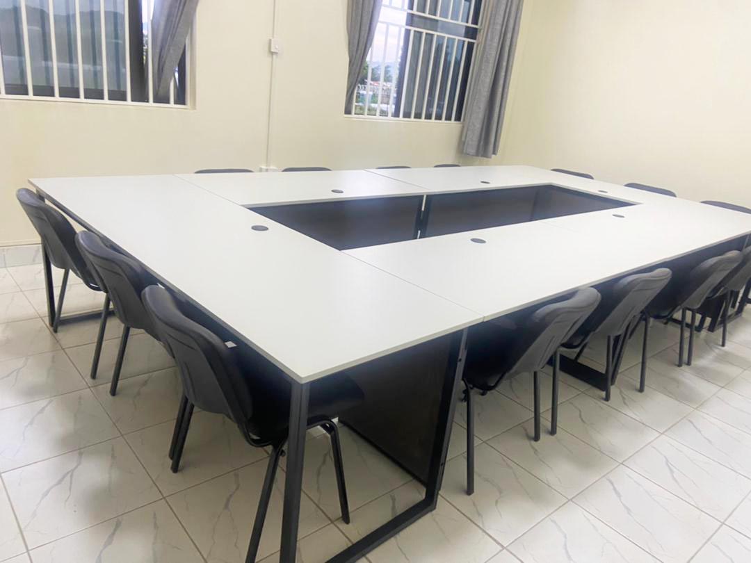 Boardroom Table for Sale in Kampala Uganda, Boardroom Furniture in Uganda, Custom Made Office Furniture in Uganda, Bold Brands Uganda, Ugabox