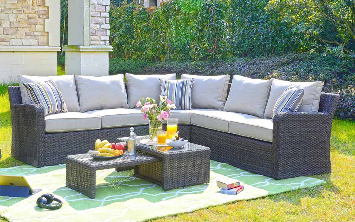 Garden and Outdoor Furniture for Sale in Kampala Uganda. Home, Bar, Restaurant, Hotel Garden Furniture Supplier in Uganda. Balcony Furniture, Patio Furniture in Uganda, Resin Wicker, All Weather Wicker Furniture in Uganda, Outdoor and Garden Furniture Manufacturer in Uganda. Chrome Outdoor Furniture Uganda, Ugabox