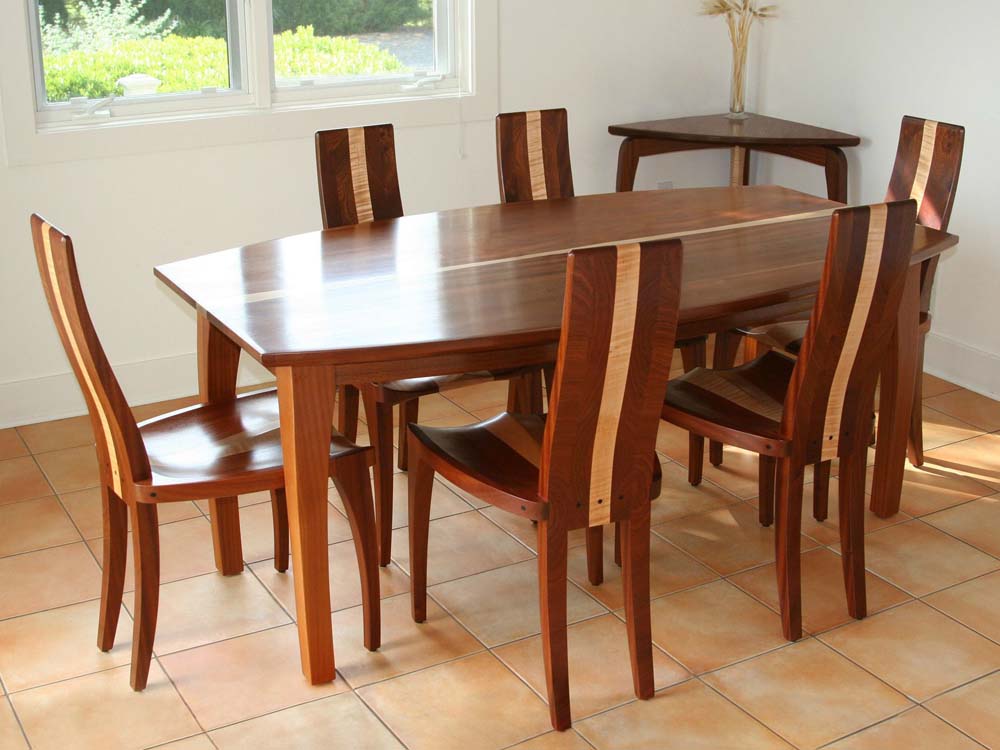 Dining Tables in Kampala Uganda, Home, Office and Hotel Furniture Uganda, Wood Furniture Manufacturer, Interior Design, Erimu Furniture Company Uganda, Ugabox