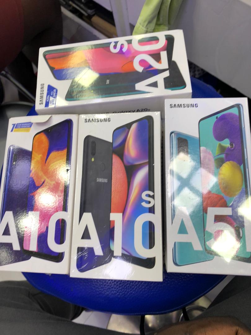 Samsung Phones for Sale in Uganda, Smart Phone Accessories Online Shop Kampala Uganda, Ugabox