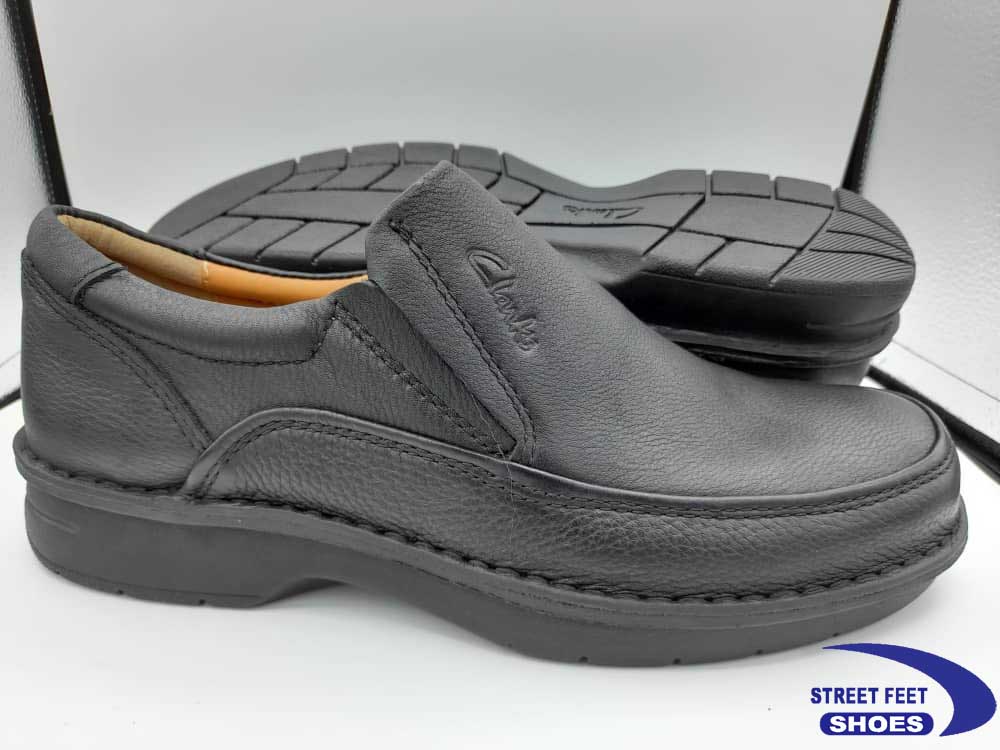 Shoes Uganda, Men's Shoes for Sale in Uganda. Street Feet Shoes Uganda, Shoe Shop for Quality Foot Wear for all Events & Occasions: Smart Shoes, Wedding Shoes, Office Shoes in Kampala Uganda, Ugabox