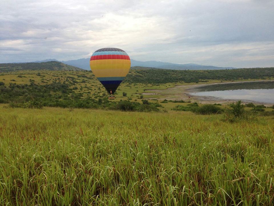 Great Lakes Safaris Uganda, Tours & Travel, Gorilla Tracking, Chimpanzee Tracking, White Water Rafting, Wildlife Viewing, Birding Safari, Honeymoon Packages, Culture Tours, Hiking Tours, Primate Safaris, Accommodation Lodges, Hot Balloon Safaris Uganda, Africa